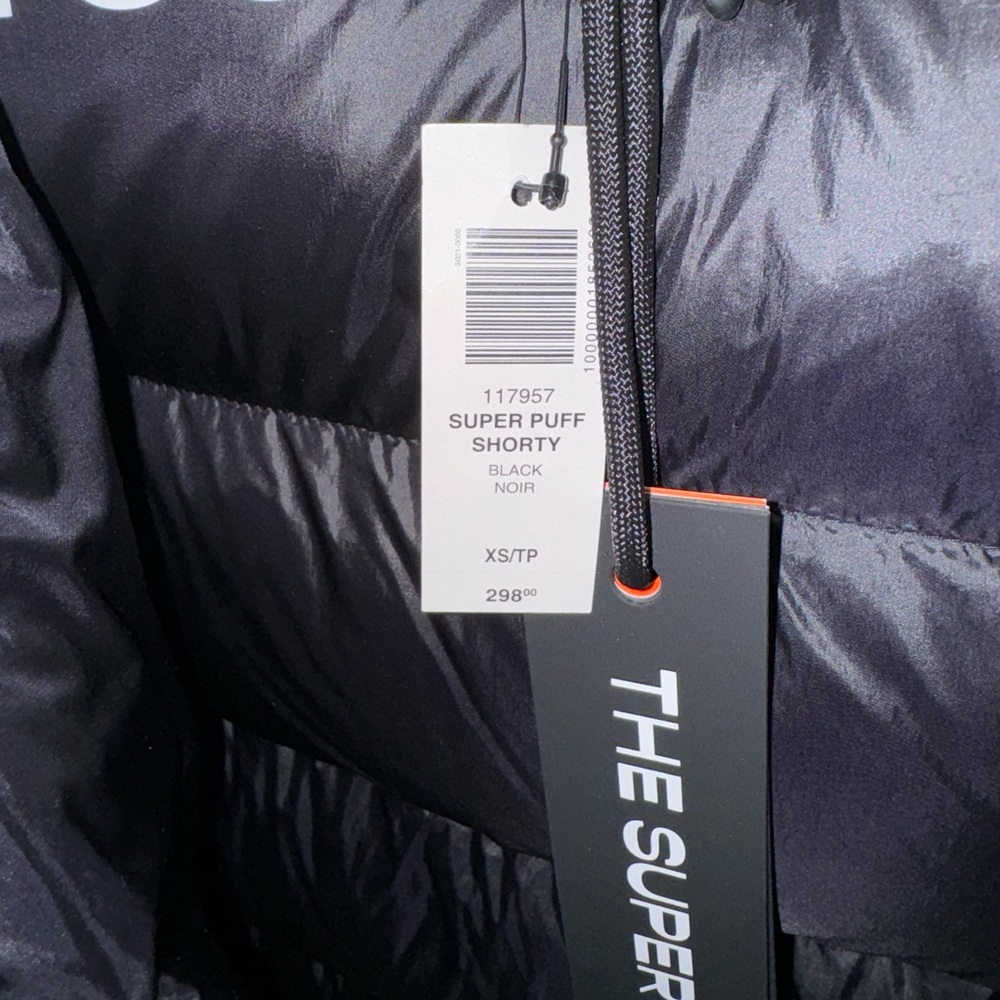 Aritzia Black Bomber Jacket - Picture 4 of 5